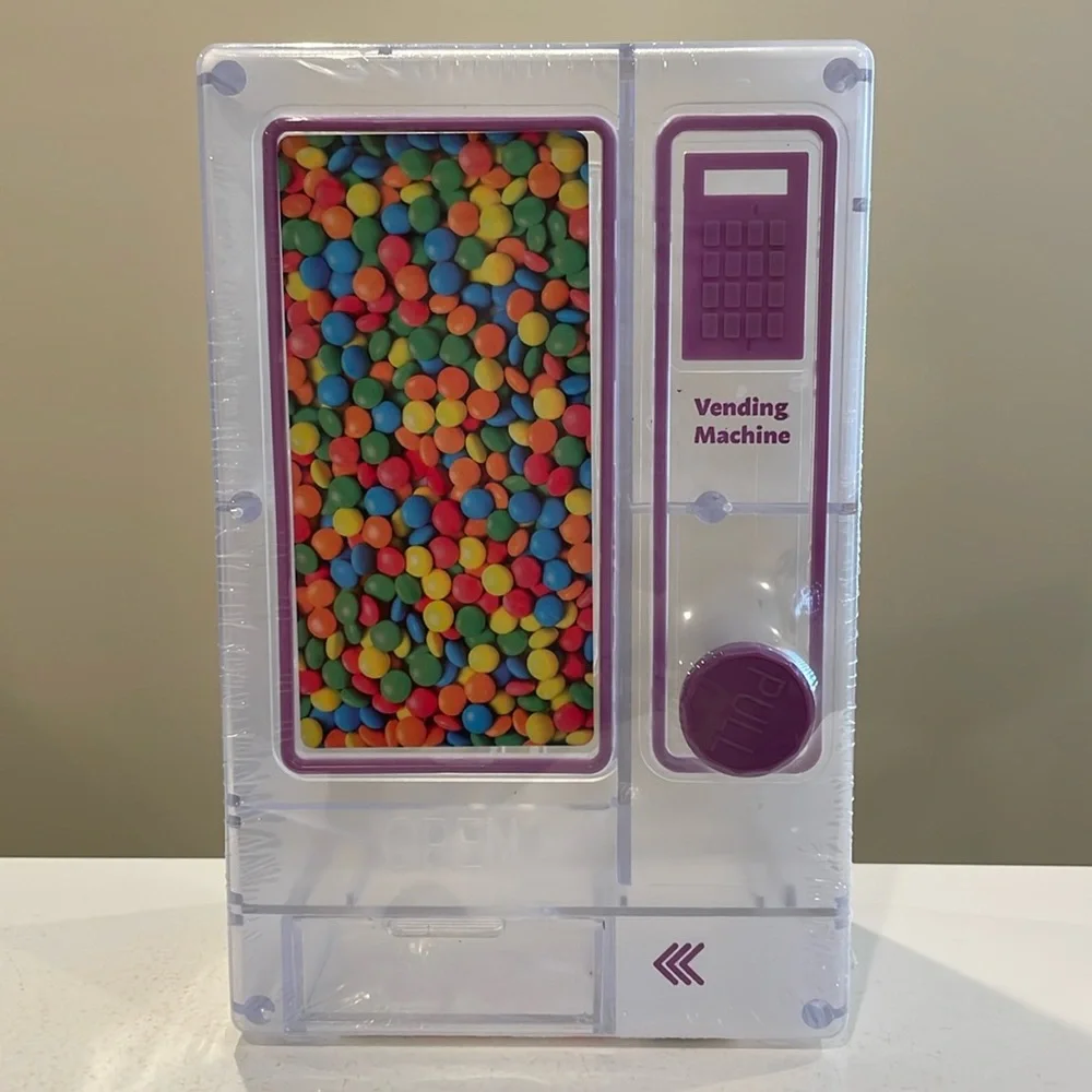 New Target Bullseye Playground Desktop Candy Dispenser / Vending Machine